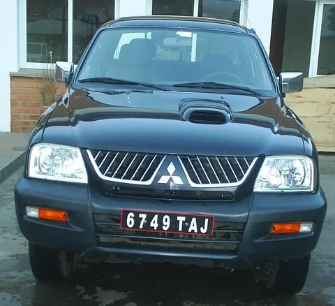 MITSUBISHI_3